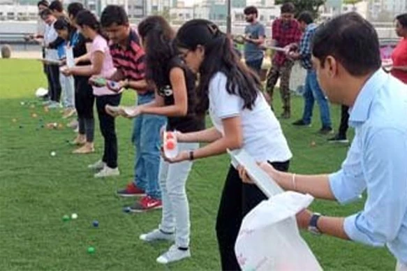 11 Company Offsite Ideas to Boost Employee Engagement