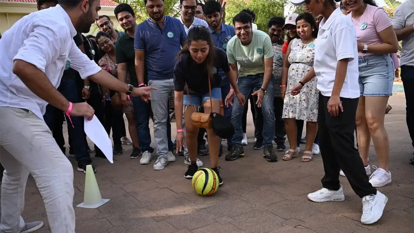 5 Team Building Activities To Bring Your Team Together